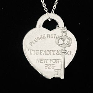 Authentic Tiffany & Co “Return to Tiffany” Heart/Key Sterling Silver Necklace!